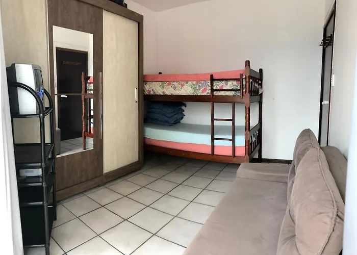 Lindo Apartamento Super Completo Em Meia Praia, 100 Metros Do Mar E 10 Quadras Do Centro
